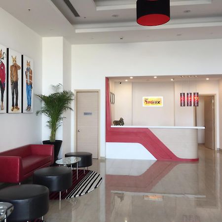 Red Fox By Lemon Tree Hotels, Sector 60, Gurugram Gurgaon Eksteriør bilde