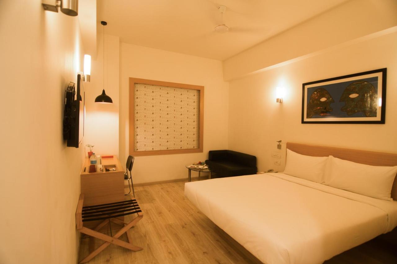 Red Fox By Lemon Tree Hotels, Sector 60, Gurugram Gurgaon Eksteriør bilde